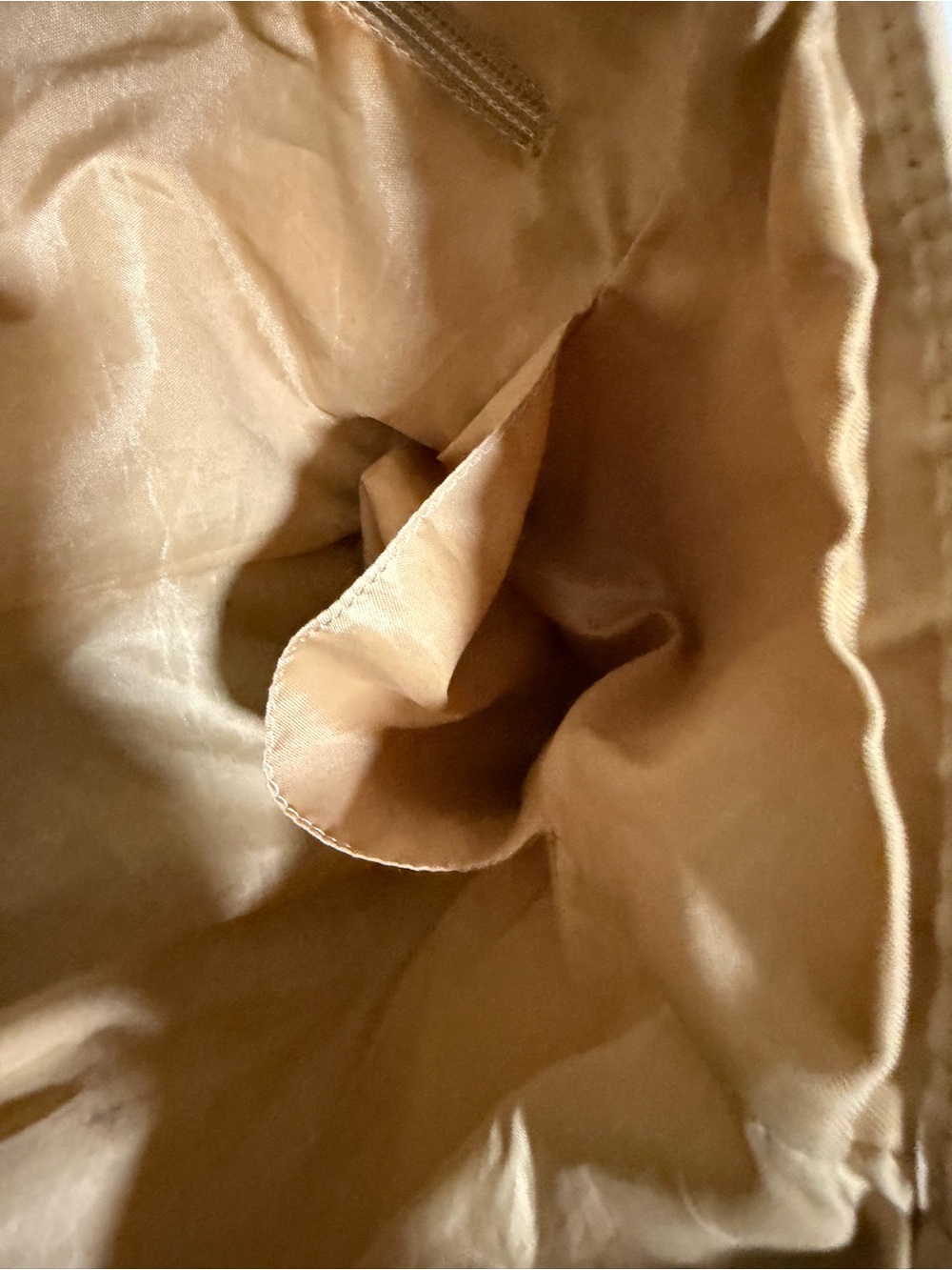 Authentic Burberry Beige Classic Check Tote with Tan Leather Straps - Picture 14 of 15